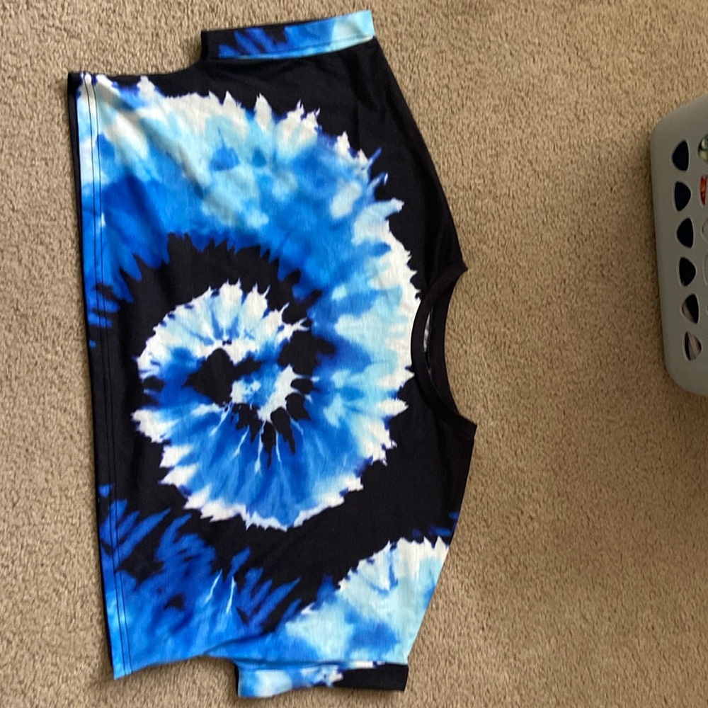 Blue, White and Black tie dye crop top from SHEIN, size: XL